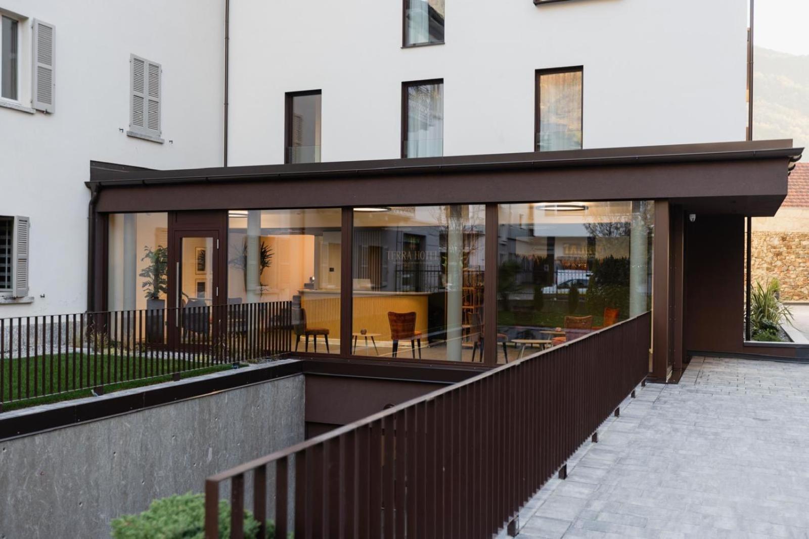 Terra Hotel Boutique Тірано Екстер'єр фото
