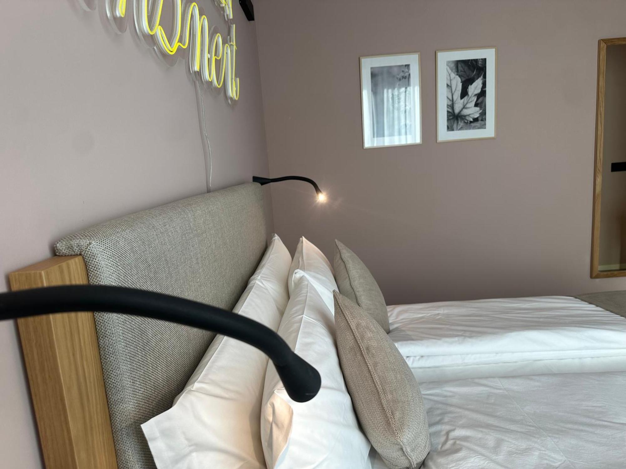 Terra Hotel Boutique Тірано Екстер'єр фото