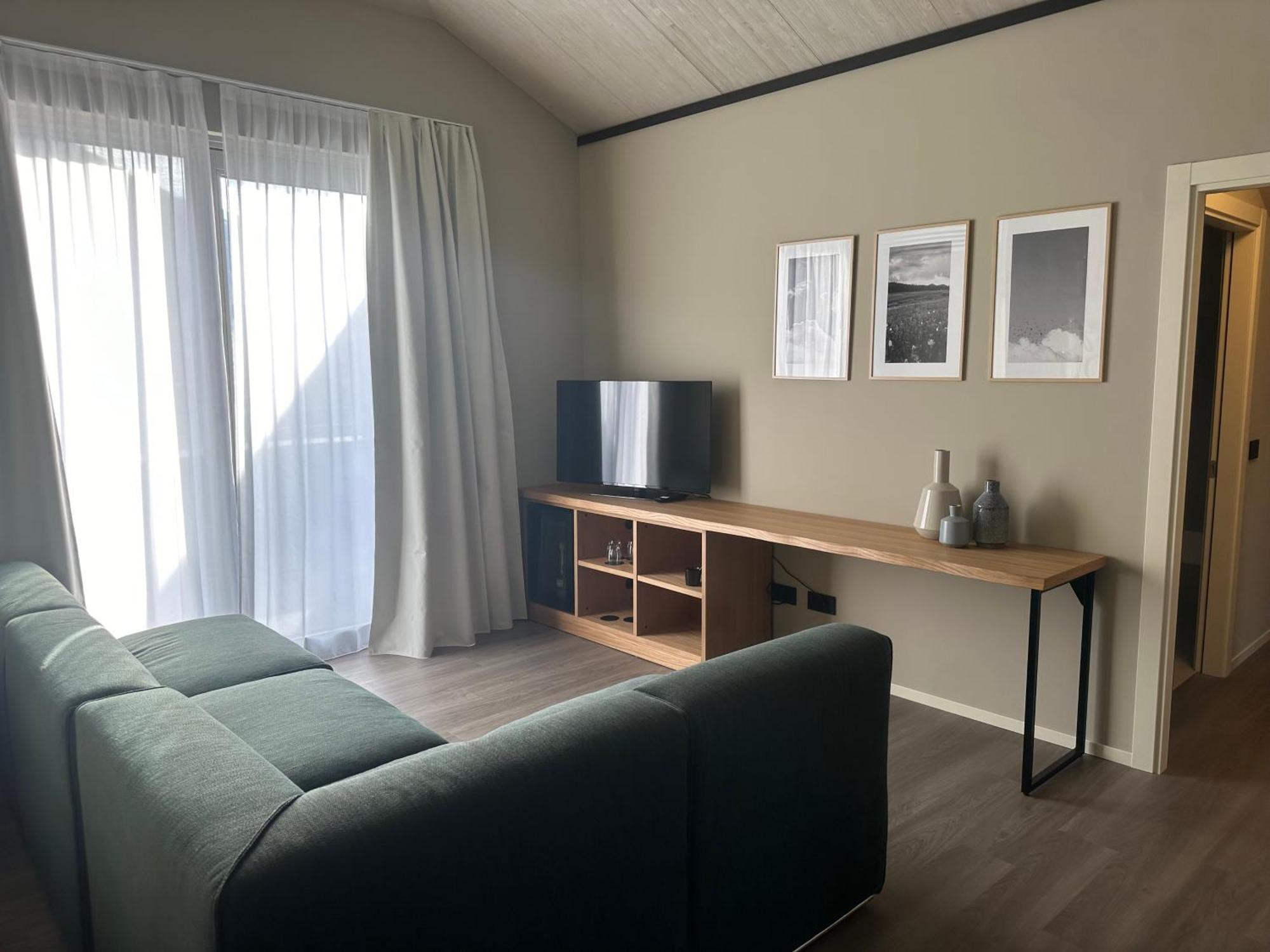 Terra Hotel Boutique Тірано Екстер'єр фото