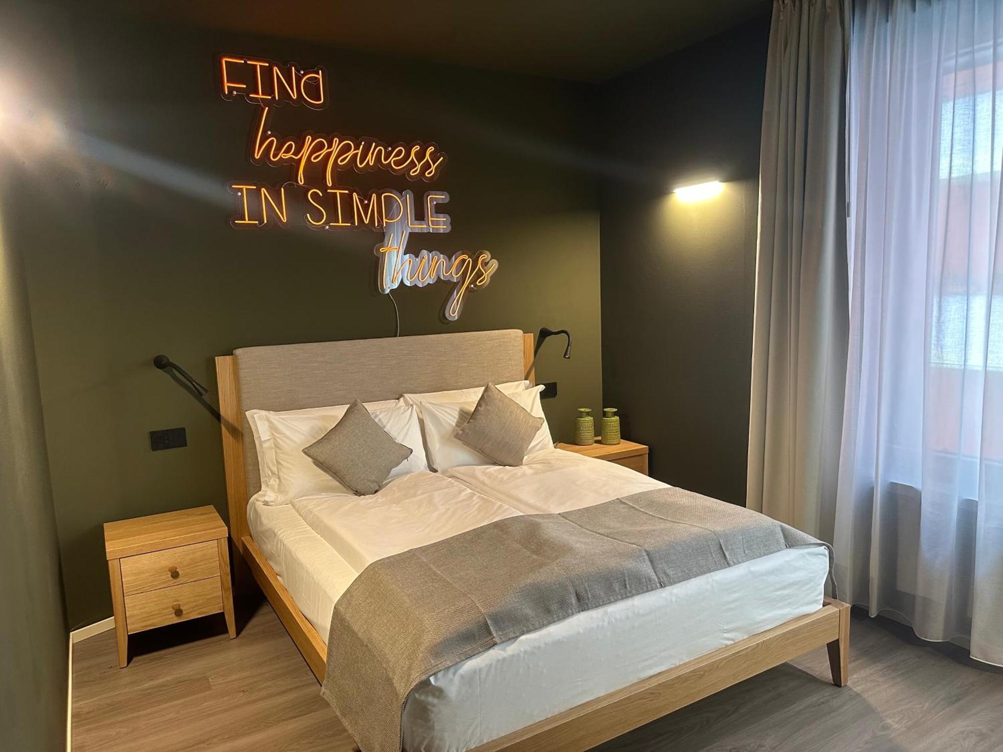 Terra Hotel Boutique Тірано Екстер'єр фото