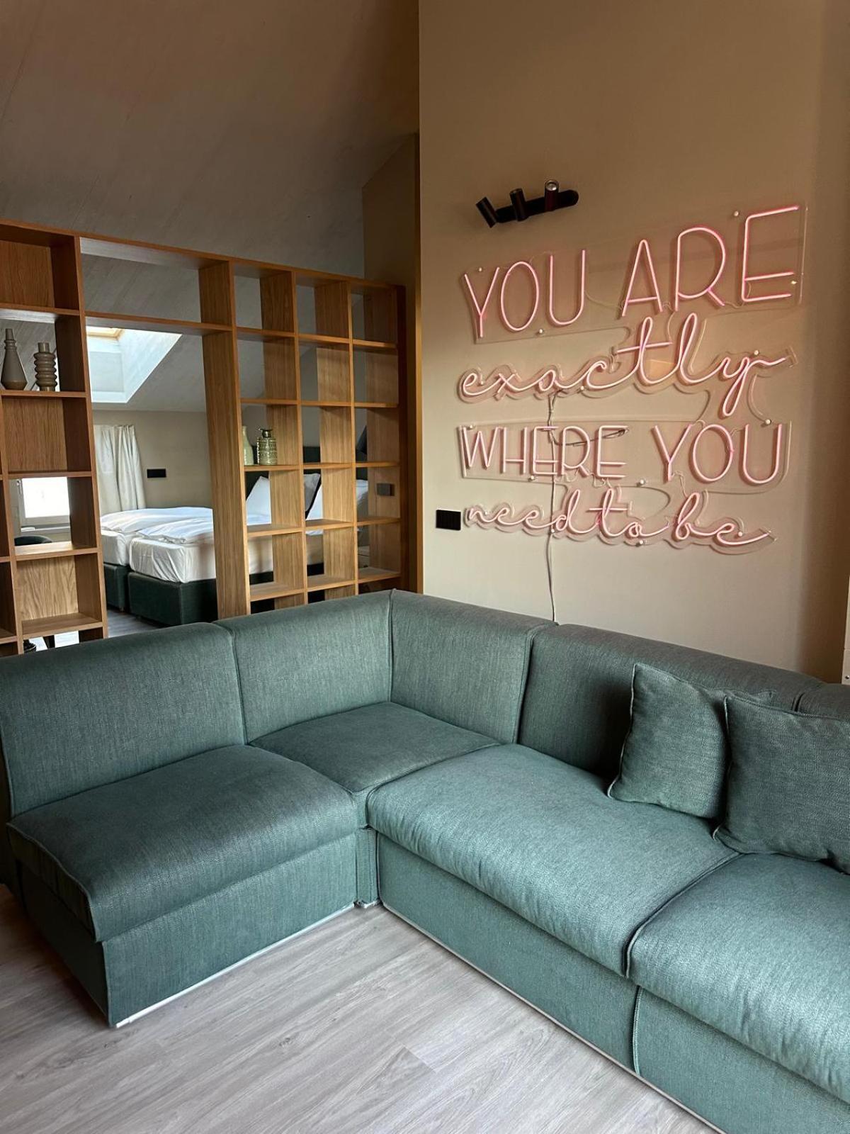Terra Hotel Boutique Тірано Екстер'єр фото