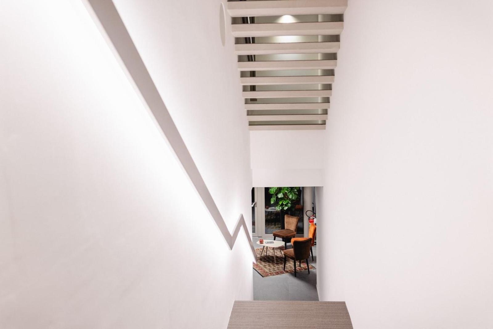 Terra Hotel Boutique Тірано Екстер'єр фото