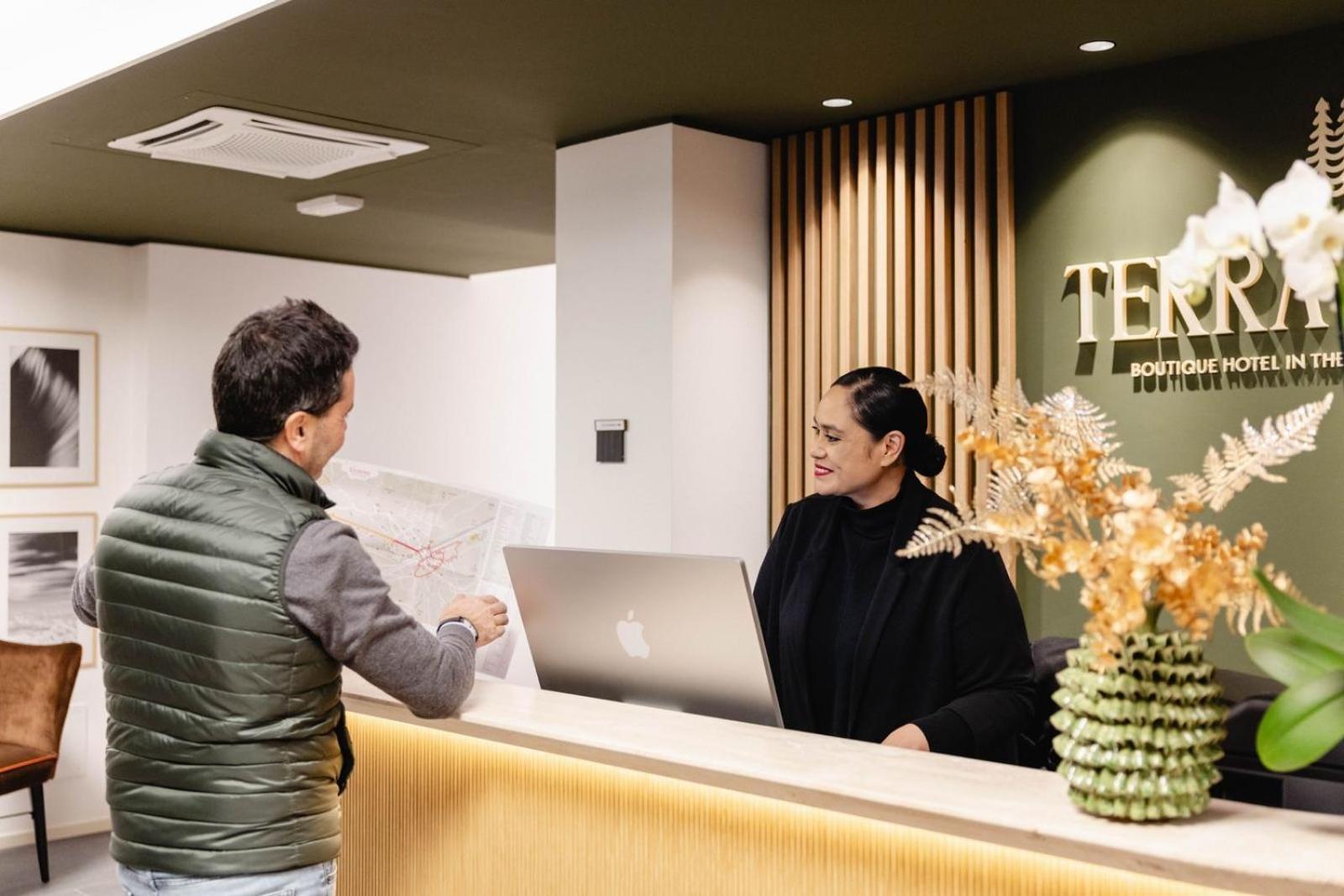 Terra Hotel Boutique Тірано Екстер'єр фото